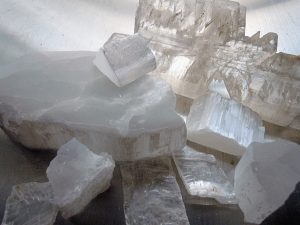 Rituale con la selenite per favorire il rinnovamento